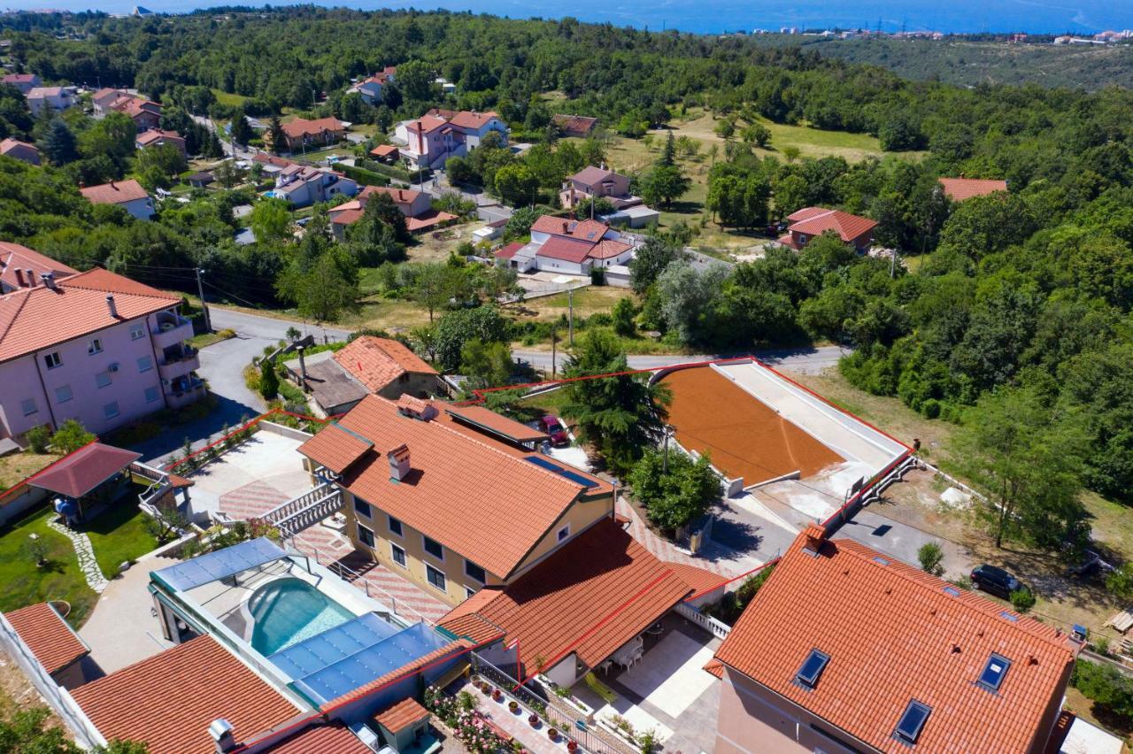Villa Meri Rijeka Buitenkant foto
