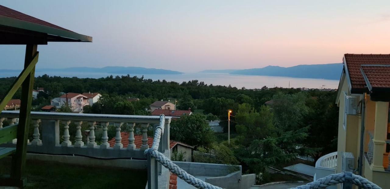 Villa Meri Rijeka Buitenkant foto
