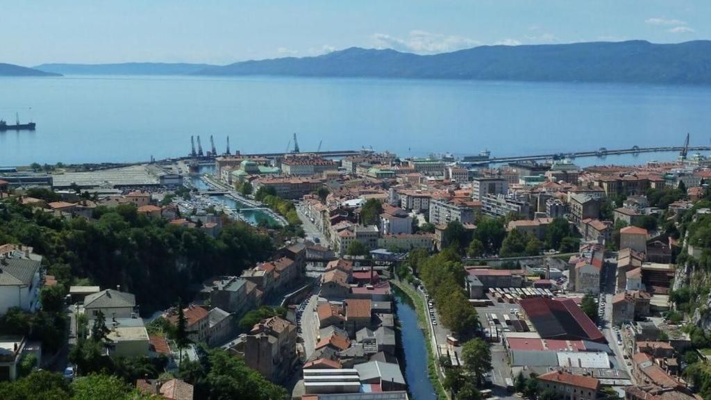 Villa Meri Rijeka Buitenkant foto